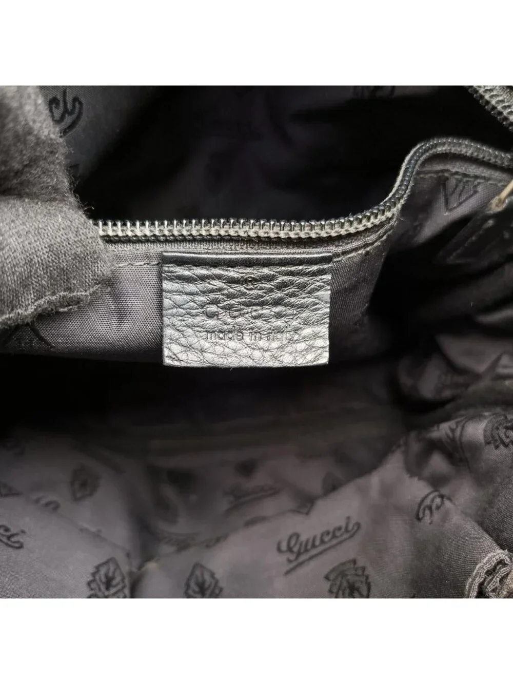 Gucci GG Supreme Messenger Black Leather
